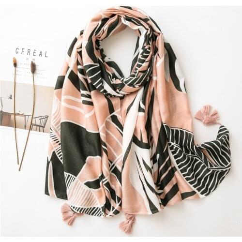 Ladies Luxury Brand Skin Floral Tassel Viscose Shawl Scarf Spain Fashion Head Wraps Pashmina Stole Muslim Hijab Sjaal 180*100Cm