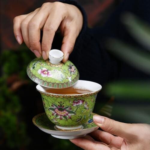 200 ml Dehua White Porcelain Tea Bowl Chinese Color Enamel Craft Tea Tureen Kung Fu Tea Set Master Cup Teaware Teacup Home Decor