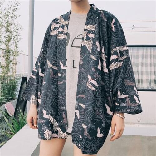 Kimonos woman 2019 Japanese kimono cardigan cosplay shirt blouse for women Japanese yukata female summer beach kimono TA1254
