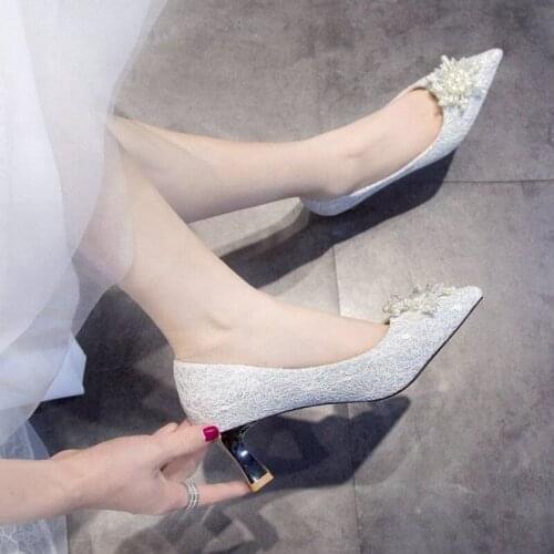 Fairy Style Lace Thick-heeled Rhinestone Gentle Wind Wedding Shoes Dress Shoes Bright Diamond Pointed Toe Ladies Single Shoes