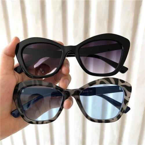Sunglasses Vintage European and American Cats Eye Fashionable Luxury Designer Jelly Colored Glasses Trendy Polygonal Eyeglasses