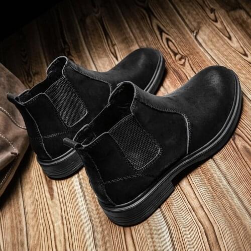 UANK Men's Chelsea Boots