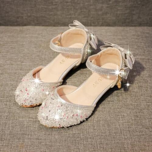 Girls Sandals Childrens Shoes Korean-Style Crystal Princess Shoes Soft Bottom Silver Color Performance High Heels Sandals