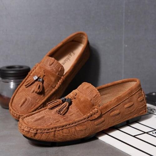 Fashion trend brand wild 2019 spring and autumn new mens shoes business comfortable casual outdoor fringed blue loafers