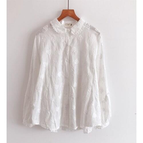 2020 New Autumn Women Blouse White Cotton Embroidery Lace Peter Pan Collar Long Sleeve Tops Loose Casual Shirt