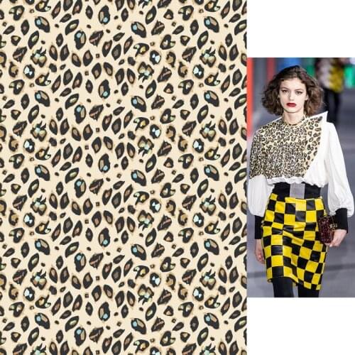 Spring and Autumn brand mens and womens fashion printing imitation silk satin fabric for dress shirt sewing