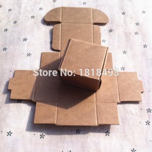 Free shipping 50 pcs a lot 4X4X2.5 cm dampproof kraft paper packing box / candy box/note collection case/dampproof pill box