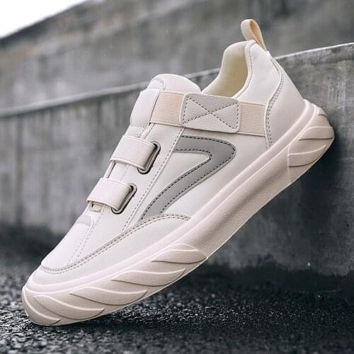 Mens shoes 2021 spring and autumn new mens sports shoes leather casual shoes youth fashion thick-soled running shoes men