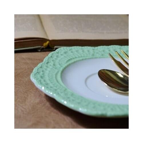 European Embossed Ceramic Small Plate Retro Western Food Fruit Plate Tea Tray Home Decoration Tray Gift Free Shipping