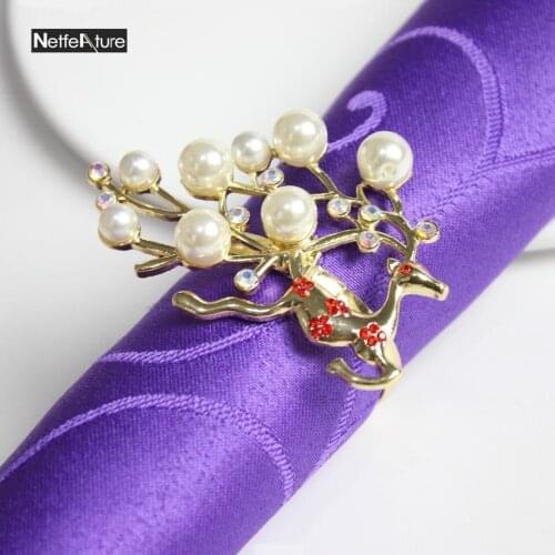 New 6Pcs Pearl Rhinestone Christmas Deer Shaped Metal Napkin Rings Circle Restaurant Christmas Table Decoration Serviette Holder
