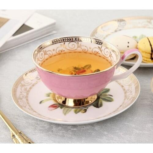 Modern Ceramic Cup Saucer Simplicity European Creativity Reuseable Coffee Cup Handmade Bone China Tazas De Cafe Drinkware EK50BD