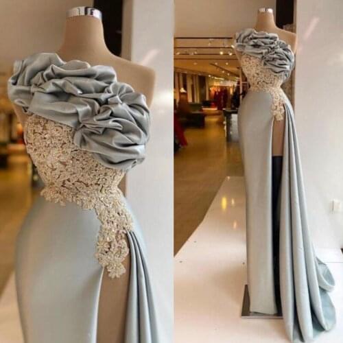 Silver One Shoulder Evening Gowns Lace Appliques Satin Ruffles Prom Dresses Sexy High Split Saudi Arabia Robe De Soiree 2021