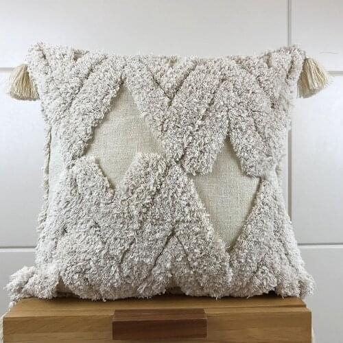 Handmade Cushion Cover Tufted Plush Ivory Pillow Case with Tassels For Sofa Seat Simple Home Decoration Linen 45*45cm 30x50cm