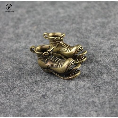 Copper Big Tongue Mouth Shoes Creative Small Ornaments Office Desk Decorations Vintage Brass KeyChains Pendants Home Decor Craft