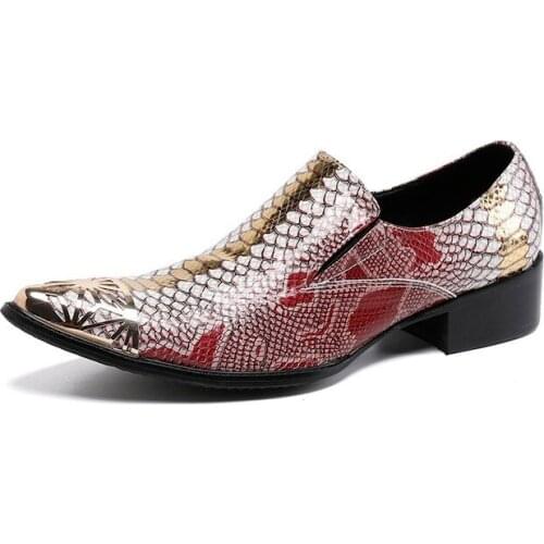 2021 New Fashion Man Formal Shoes High Quality Breathable Leather Personality Men Business Dress Loafers Oxford Wedding Shoes