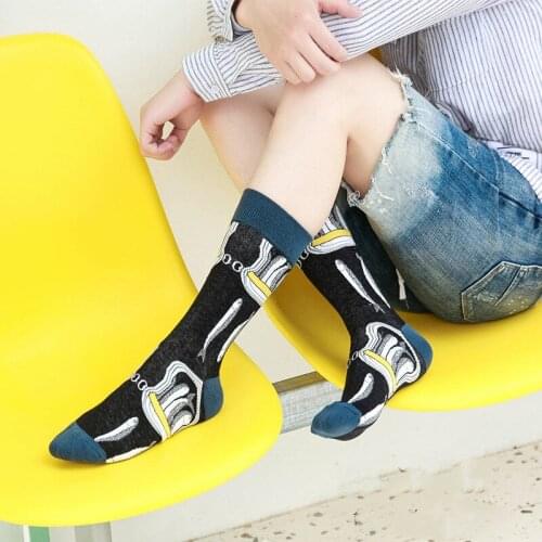 1PC New Street Mens Flower Socks Casual British Suit Childrens European And American Autumn Stockings