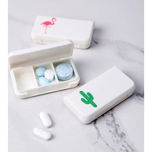 3 Lattices Pill Box Tablet Flamingo Cactus Leaf Pill Case Dispenser Medicine Boxes Dispensing Medical Kit Mini Organizer Case