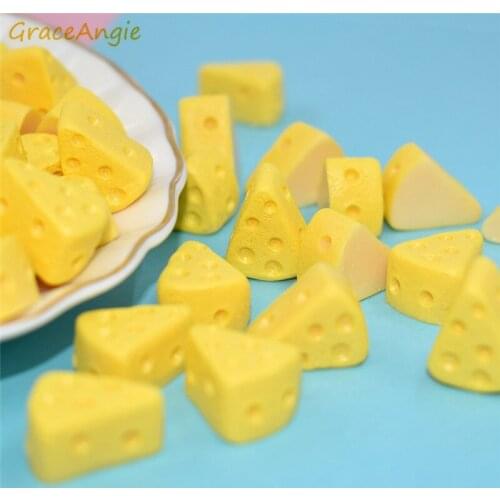 10pcs Resin Flatback Cameo DIY food play resin accessories simulation cheese triangle cake mini desserts mini ornaments 17*15mm