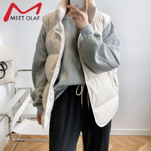 2021 New Ultra Light Down Vest Women Short Vest Windproof Warm Waistcoat Female White Duck Down Down Sleeveless Coat