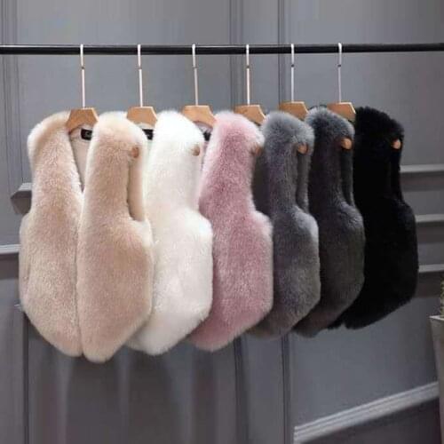 Fashion Faux Fur Vest Outerwear Women 2020 Casual Street Wear Fox Fur Jacket Short Waistcoat Female V Neck Sleeveless Furry Coat