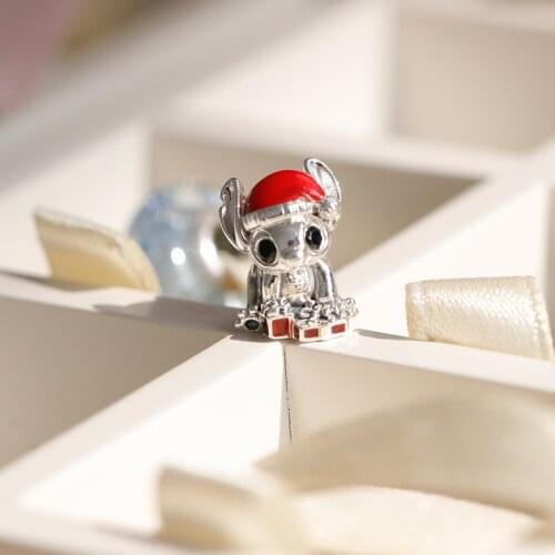 2019 Winter Stitch Christmas Charm 925 Sterling Silver Red Enamel Charms Beads Fit Bracelet Necklace DIY For Women Gift Jewelry