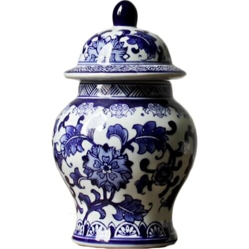 Jingdezhen porcelain hand painted blue and white porcelain general tank new Chinese decoration classical home study decoration