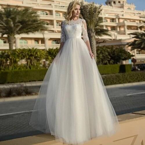 Fivsole New Arrival Lace Appliques Wedding Dresses Half Sleeves Vestidos De Novia 2021 Scoop Neck Princess Bride Wedding Gowns