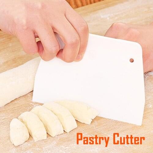 1PC Useful Cream Spatula DIY Pastry Cutters Fondant Dough Scraper Cake Cutter Pastry Baking Tool Kitchen Accessories