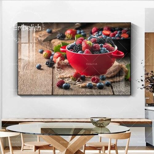 Different Berries In Basket Fruits Wall Pictures For Modern Home Decor Kitchen Posters HD Spray On Canvas Dinning Room Painting