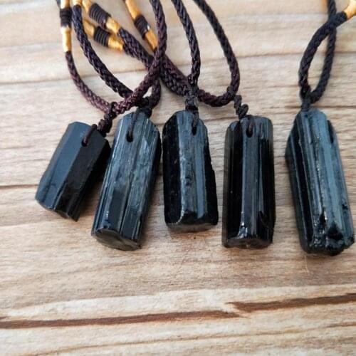 1pc Natural Crystal Black Necklaces Tourmaline Stone Men Fashion Accessories Women Necklace Pendant Jewelry Necklaces Gift