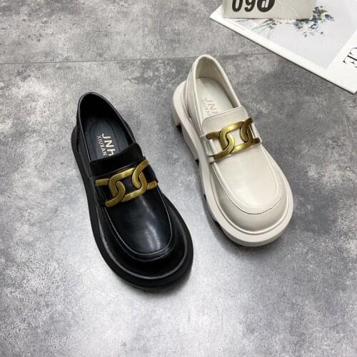 2021 spring and autumn new leather metal buckle single shoes womens mid-heel British style small leather shoes platform