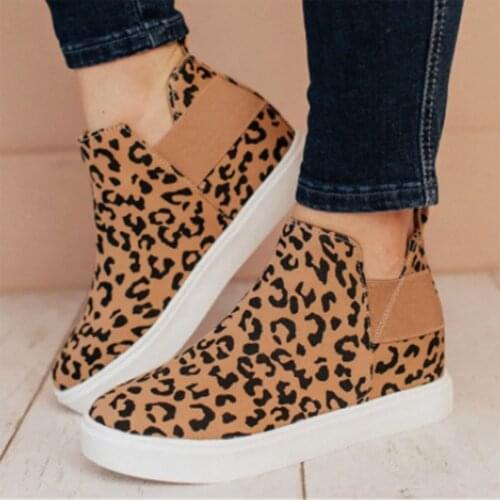 Womens Shoes Plus Size Breathable Flat Round Toe Comfortable Slip-On Pumps Casual Outdoor Walking Single Shoes Loafers Mujer