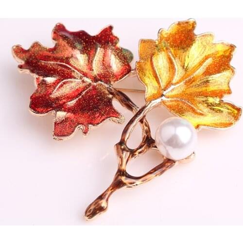 TODOX Color Painted Maple Leaves Design Metal Brooch Pin Imitation Pearl Decoration Gold Color Brooches Pins Women Party Jewelry