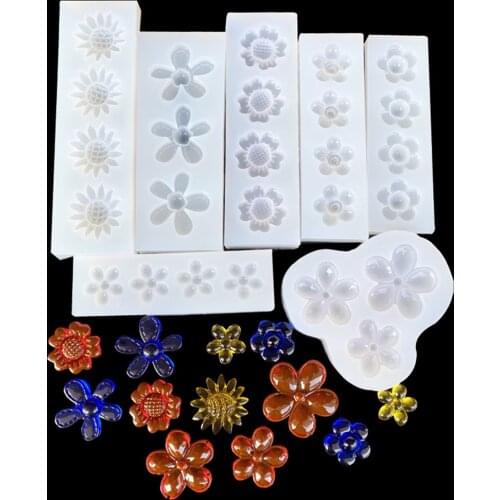 Cute mini sunflower UV Resin Jewelry Liquid Silicone Mold Flowers Resin moulds For pendant Intersperse Decorate Making Molds