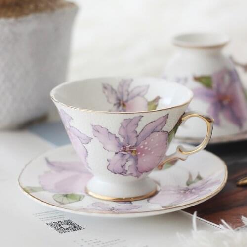 Top Grade Bone China Coffee Cup Creative European Tea Cup Set And Saucer Home Party Afternoon Tea Teacup Porcelain Nice Gift