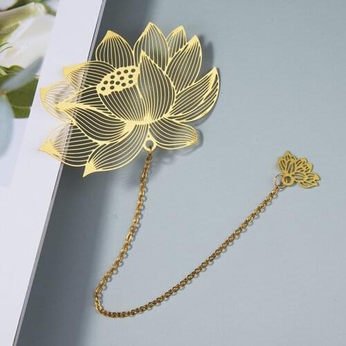 Chinese Style Hollow Out Metal Bookmark With Pendant Vintage Creative Stationery Gift Vein Maple Lotus Leaf Fringed Apricot Leaf