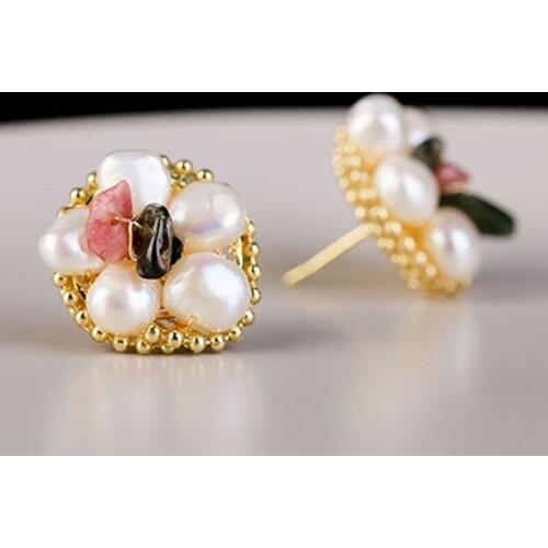 Natural Fresh Water Baroque Pearl Stone Flower Stud Earring For Women Elegant Exquisite Round Small Fine Jewellery Gift Bijoux
