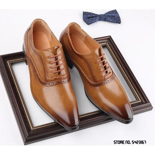 2021 Luxury Designer Gentleman Retro Pointed Brown Wedding Leather Oxford Shoes Men Casual Loafers Formal Dress Zapatos Hombre