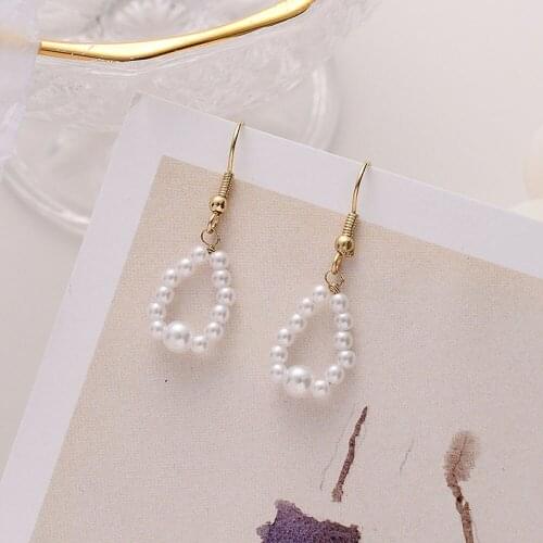 Baroque Style Earrings Fashion Temperament Contracted Geometric Imitation Pearl Earrings With The Charm Of Women Present Gift