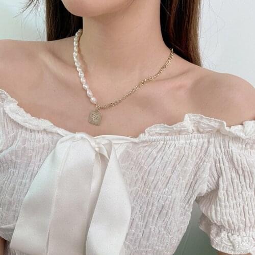 Vintage Baroque Natural Pearl Chains Necklace Square Pendant Necklaces Choker for Women Fashion Punk Jewelry Party Accessories