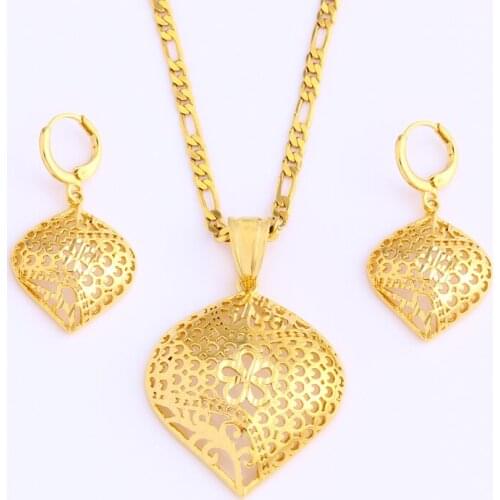 Fansheng Fashion Copper Jewelry Set Pendant Earrings Ladies Gold Necklace Earrings Love Anniversary Gift