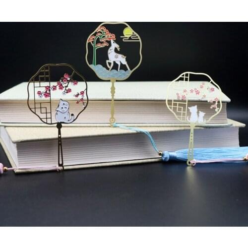 EZONE 1PC Metal Bookmark Hollow Retro Fan Teachers Day Gift Friend Gift Student Stationery Souvenirs Weave Long Tassel Beads