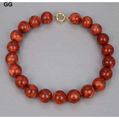 GuaiGuai Jewelry 17.5" 20MM Red Spong Coral Round Coral Necklace For Women
