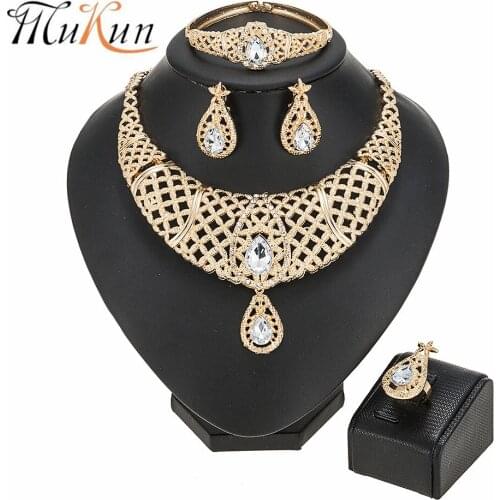 Wholesale 2021 New Design women wedding jewelry set Dubai gold designer jewelry set fashion african Bridal Jewelry set Wholesale