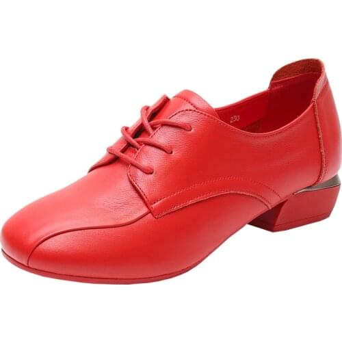 2021 New Lace Up Top Soft Cowhide Women Leather Shoes Thick-heeled Large Size Women Shoes Loafers Comfortable Wild Trendy Shoes