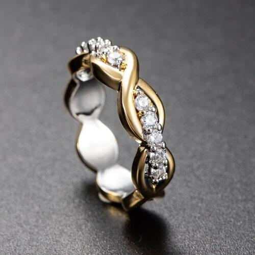 Double Color 8 Character Elegant Ring European and American Fashion Trend Simple Jewelry Female Creative Small Ring Hot Selling