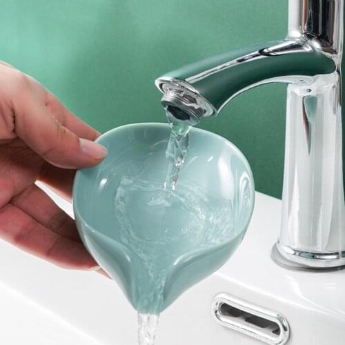 Leaf Shaped Soap Shower Soap Shelf Bath Soap Vertical Suction Soap Dish Storage Tray Bathroom Supplies
