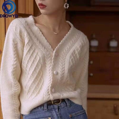 Autumn and Winter Sweater Womens Long-sleeve Knitted Cardigan Rhombus Loose Lazy Style 2021 Retro French V-neck Short Jacket