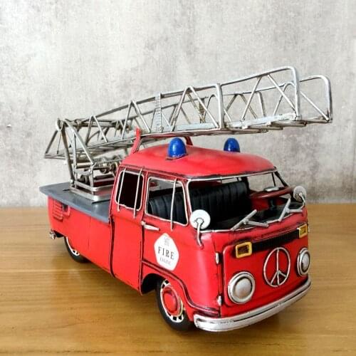Model-Car Fire Fighting Truck Vintage Ironwork Model Tin Retrocar Crafts Handmade Collection Handicraft Decorations Gifts