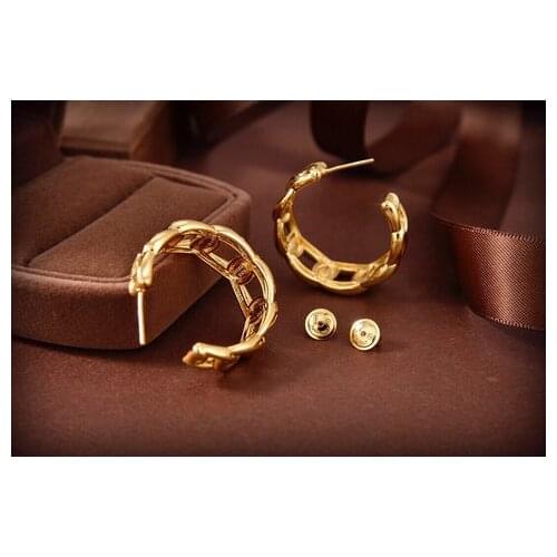 European and American fashion new hollow earrings
